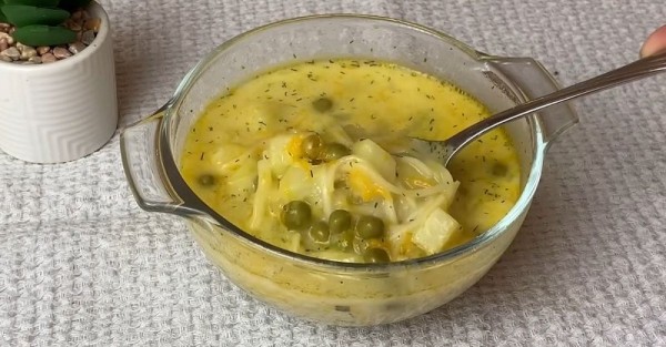 Сливочный суп из консервированного горошка