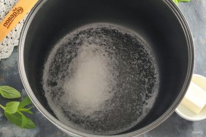 Рисовая каша на молоке в мультиварке Редмонд