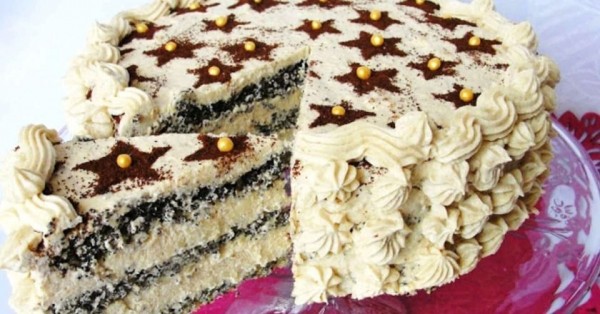 Бисквитный торт с маком и кофе