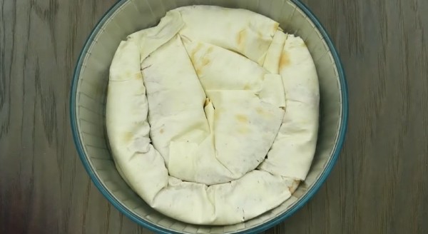 Пирог из лаваша с мясом